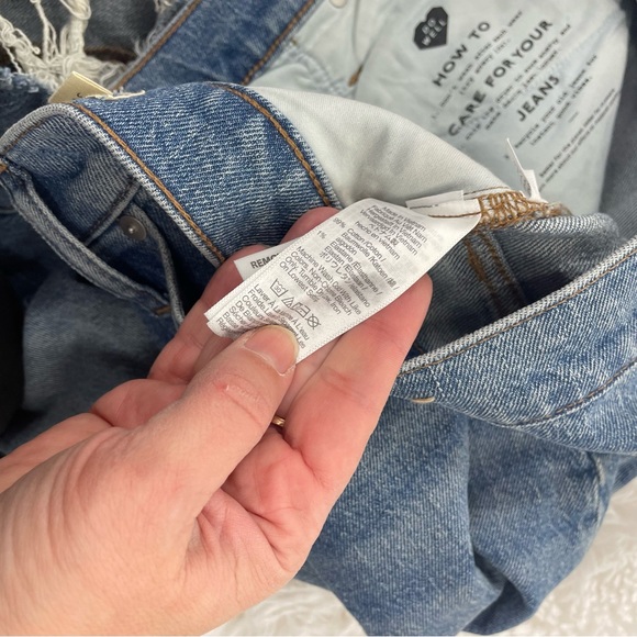 Madewell The Mid-Rise Perfect Vintage Distressed Jeans - Picture 10 of 10